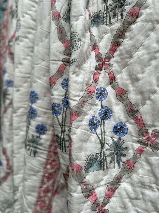 Reversible muslin quilt