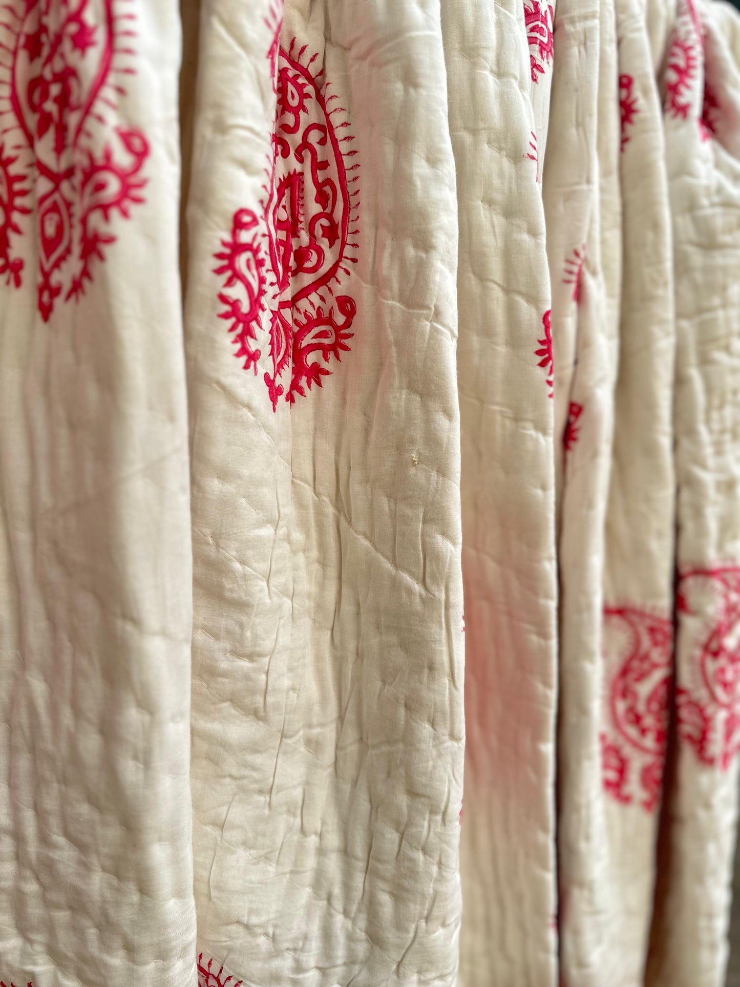 Reversible muslin quilt